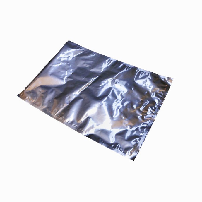 Aluminum foil bags with clearance zipper and tear notch